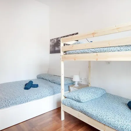 Ferienhaus House With Garden,bbq, And Optional Access To -sauna,jacuzzi And Pool-